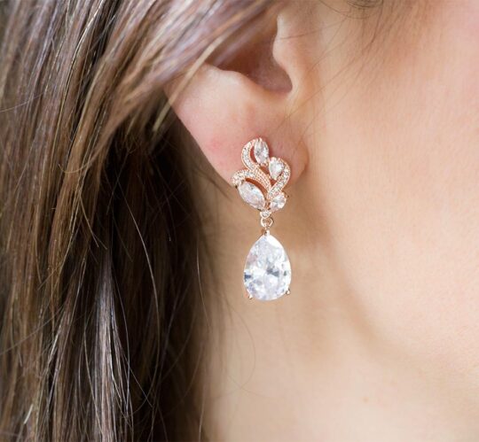 Boucles d’oreilles mariage pendantes en cristal « Reni »